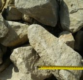 Kamień łamany murowy wybierany (dolomit)